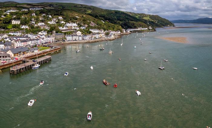 aberdyfi beach front